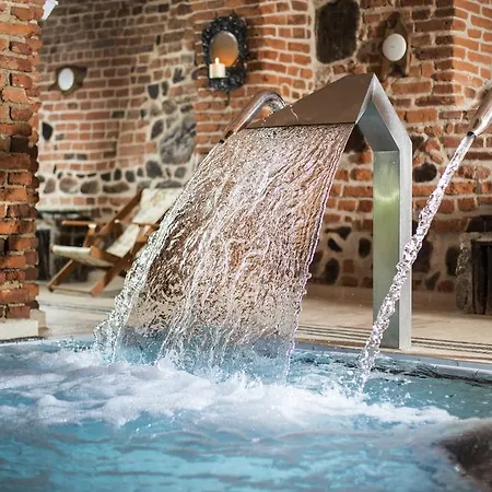 赞基艾姆别墅酒店