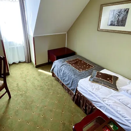 赞基艾姆别墅酒店