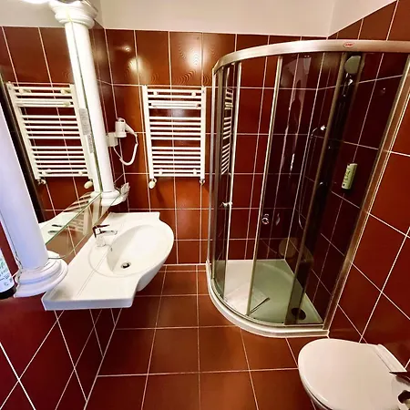 赞基艾姆别墅酒店 住宿加早餐酒店 4*