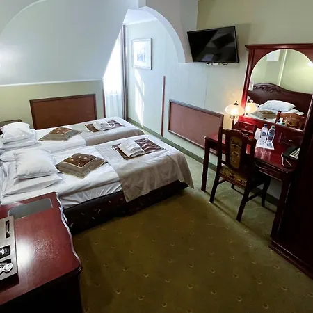 Bed & Breakfast Pod Zamkiem 4*