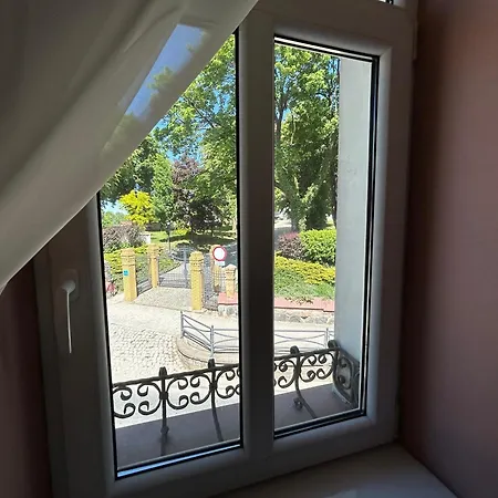 Bed & Breakfast Pod Zamkiem 4*