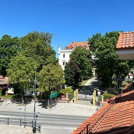 Nocleg ze śniadaniem Pod Zamkiem 4*