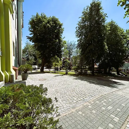 Pod Zamkiem Bed & Breakfast