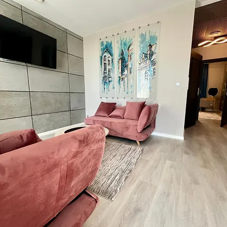 赞基艾姆别墅酒店