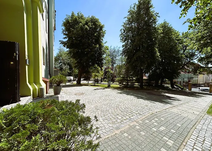 Pod Zamkiem Bed & Breakfast