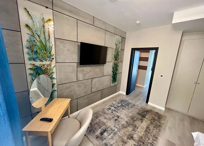 Pod Zamkiem Bed & Breakfast